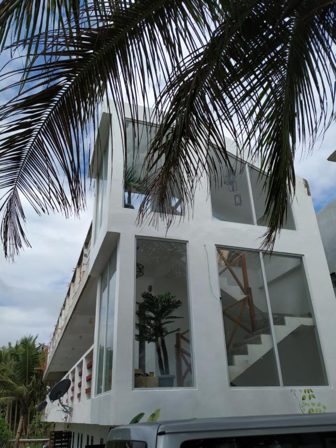 Damara Beachfront Resort 발레르 외부 사진